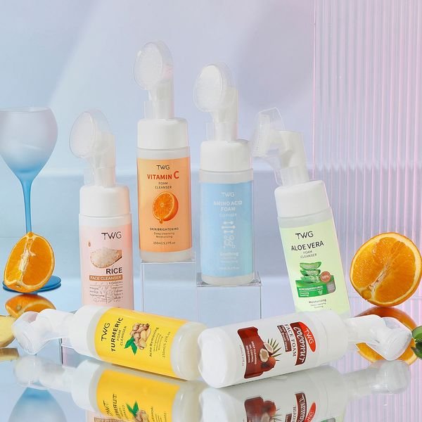 TWG Face Wash Private Label Vitamin C Face Cleans Wash Whitening Turmeric Face Wash with Brush Aloe Vera Foaming Facial Cleanser